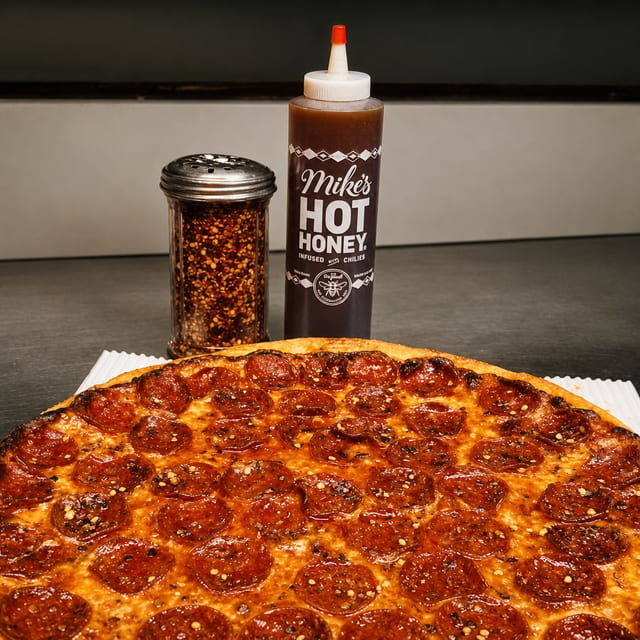 15" Sweet Heat Pizza.